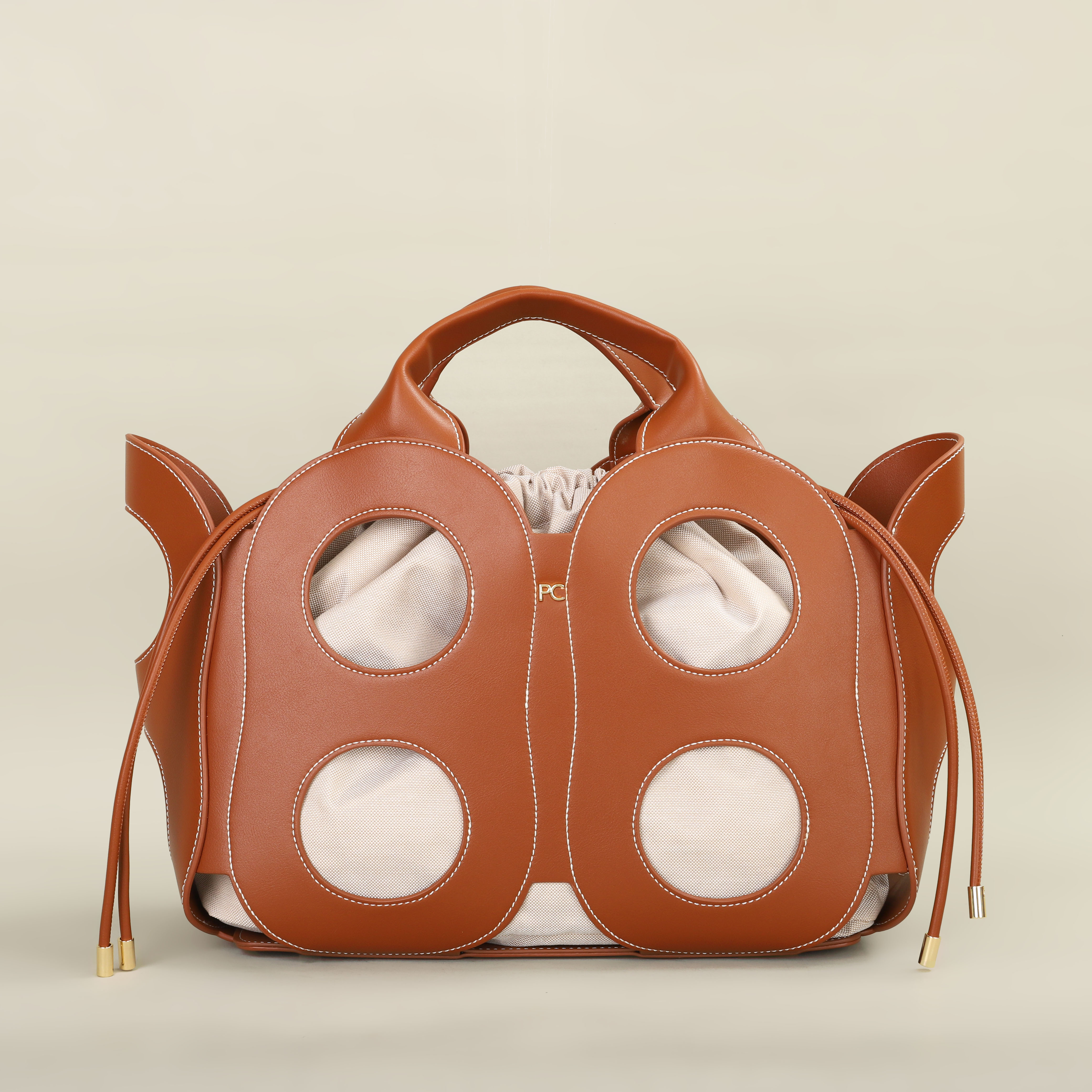 Interior Design Simple - PG PATSY GARIS 2026 Women's Shoulder